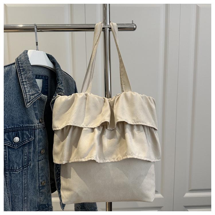 2025 Корейская сумка с оборками: Женская белая сумка через плечо большой вместимости белый
2025 Корейская сумка с оборками: Женская белая сумка через плечо большой вместимости белый