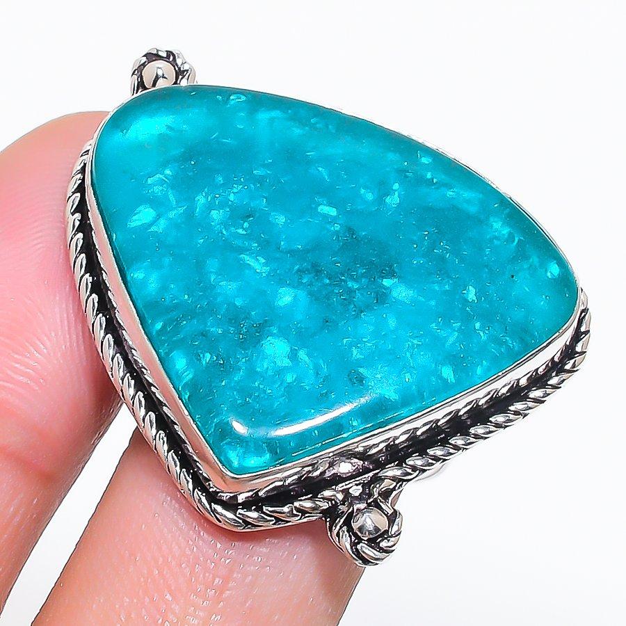 Natural Neon Blue Apatite Gemstone 925 Sterling Silver Jewelry Ring Size 9 AR-16706
Natural Neon Blue Apatite Gemstone 925 Sterling Silver Jewelry Ring Size 9 AR-16706