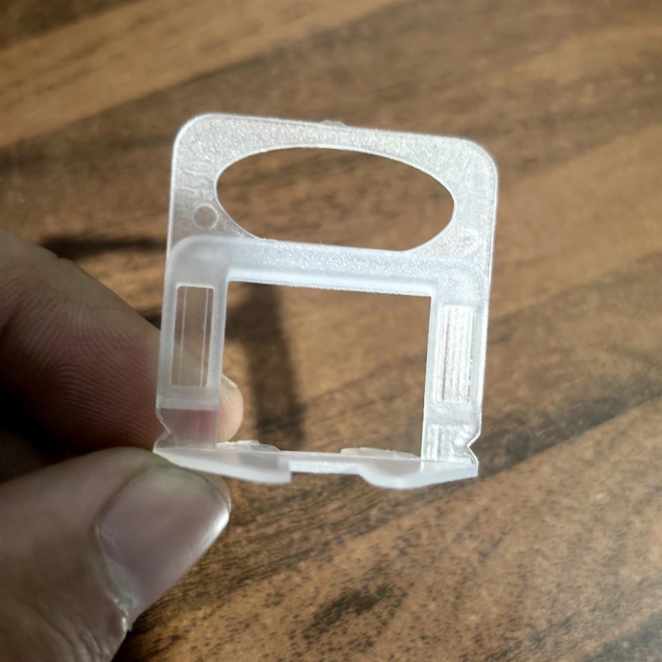 Anti-Slip Tile Leveler: Plastic Installation Tool, Shim, Grout Spacing Clip with Holes Base 2.5MM
Anti-Slip Tile Leveler: Plastic Installation Tool, Shim, Grout Spacing Clip with Holes Base 2.5MM
