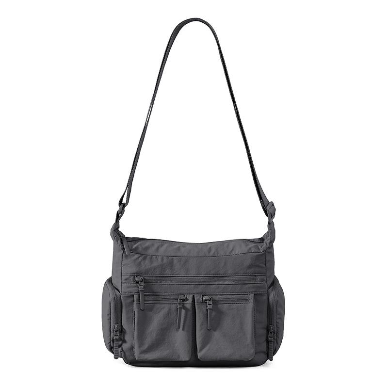 Lightweight Shoulder Bag Multi-Layer Large Capacity Commuter Crossbody Bag Nylon Bag темно-сірий
Lightweight Shoulder Bag Multi-Layer Large Capacity Commuter Crossbody Bag Nylon Bag темно-сірий