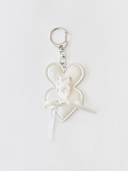 DU MATIN Double heart keyring_ivory ivory
DU MATIN Double heart keyring_ivory ivory