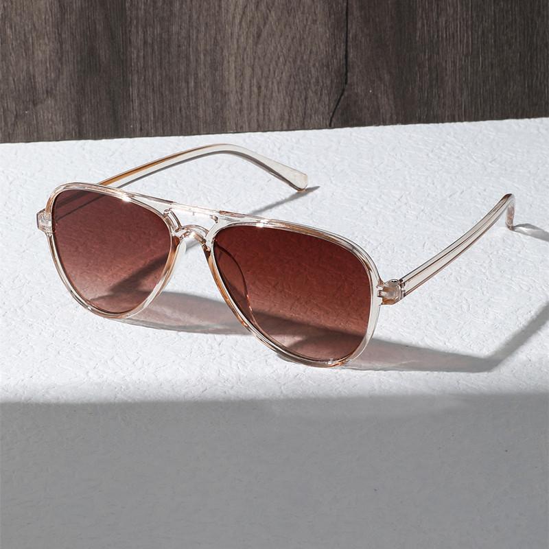 Mens Retro Aviation Driving Sunglasses Vintage Eyewear Gradient Black Pilot Eyeglasses Fishing Sun Glasses Women UV400
Mens Retro Aviation Driving Sunglasses Vintage Eyewear Gradient Black Pilot Eyeglasses Fishing Sun Glasses Women UV400