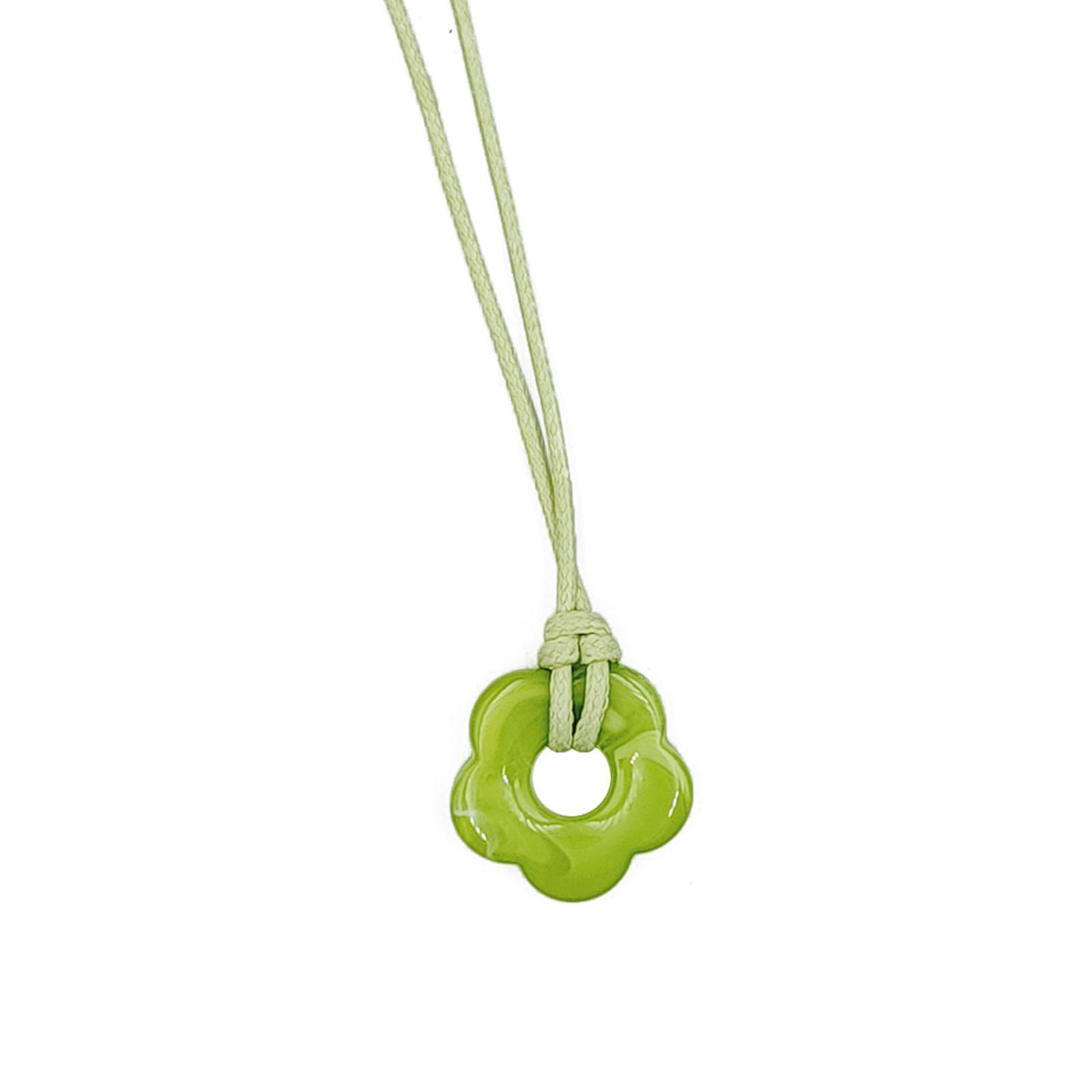 Acrylic Flower Pendant Necklace Adjustable Wax Thread Unique Eye-Catching Colorful Flower Clavicle Chain for Women Teen 1
Acrylic Flower Pendant Necklace Adjustable Wax Thread Unique Eye-Catching Colorful Flower Clavicle Chain for Women Teen 1