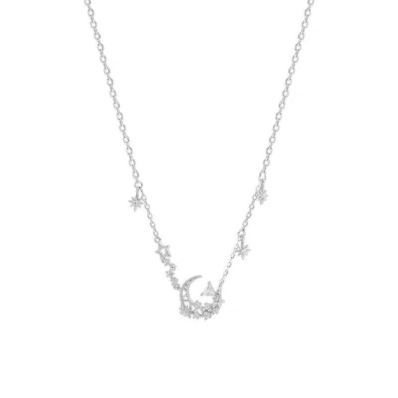 Серебряное простое модное ожерелье-чокер с цепочкой на ключицу и блестящими стразами в виде луны для современной женщины