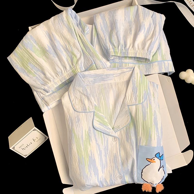Minimalist Artistic Cloud Cotton Pajama Set with Cartoon Duck Print M (recommended for 80-100 jin)
Minimalist Artistic Cloud Cotton Pajama Set with Cartoon Duck Print M (recommended for 80-100 jin)
