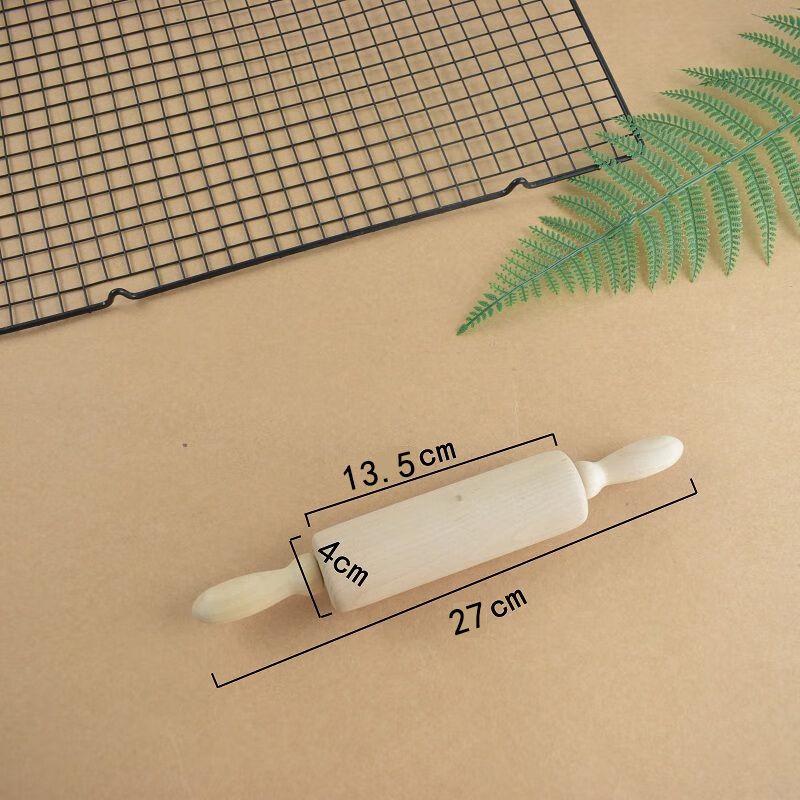 Solid Wood Carved Rolling Pin Set
Solid Wood Carved Rolling Pin Set