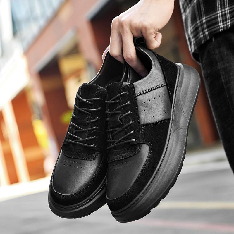 Men s shoes 2025 summer new European station light luxury leather large size platform shoes men s outdoor trendy sports shoes 45
Men s shoes 2025 summer new European station light luxury leather large size platform shoes men s outdoor trendy sports shoes 45