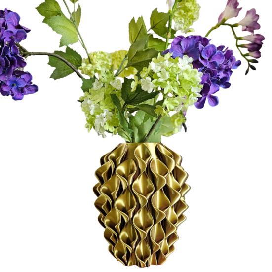 3D Printed Wavy Vase Modern Boho Vase Table Centerpiece Vase for Dried Artificial Flowers Home Room Wedding B
3D Printed Wavy Vase Modern Boho Vase Table Centerpiece Vase for Dried Artificial Flowers Home Room Wedding B