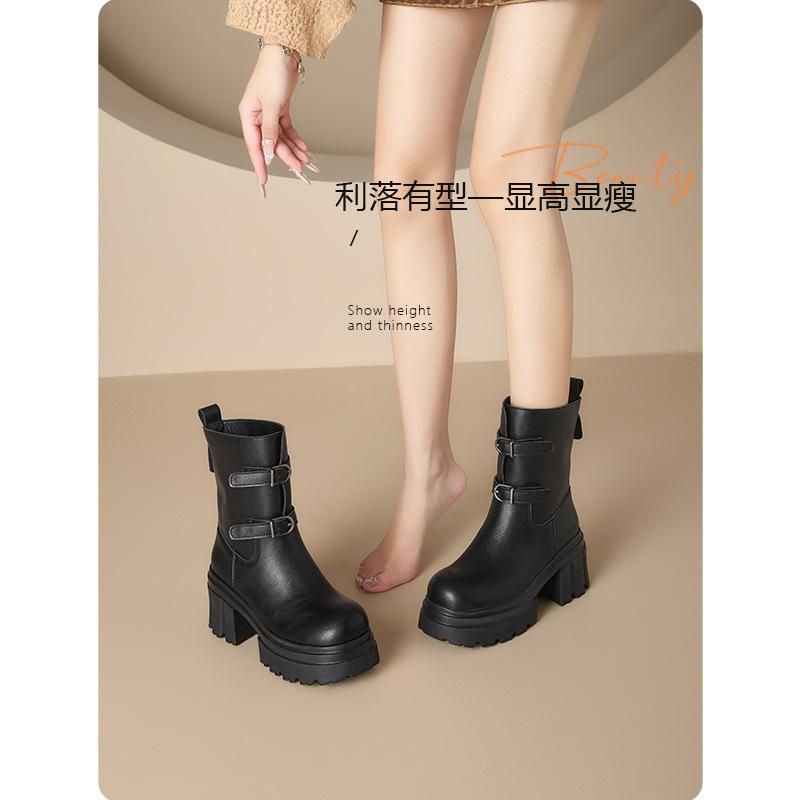 Brown Martin boots women s autumn and winter new inner heightening short boots retro medium boots Maillard 34 чёрный
Brown Martin boots women s autumn and winter new inner heightening short boots retro medium boots Maillard 34 чёрный