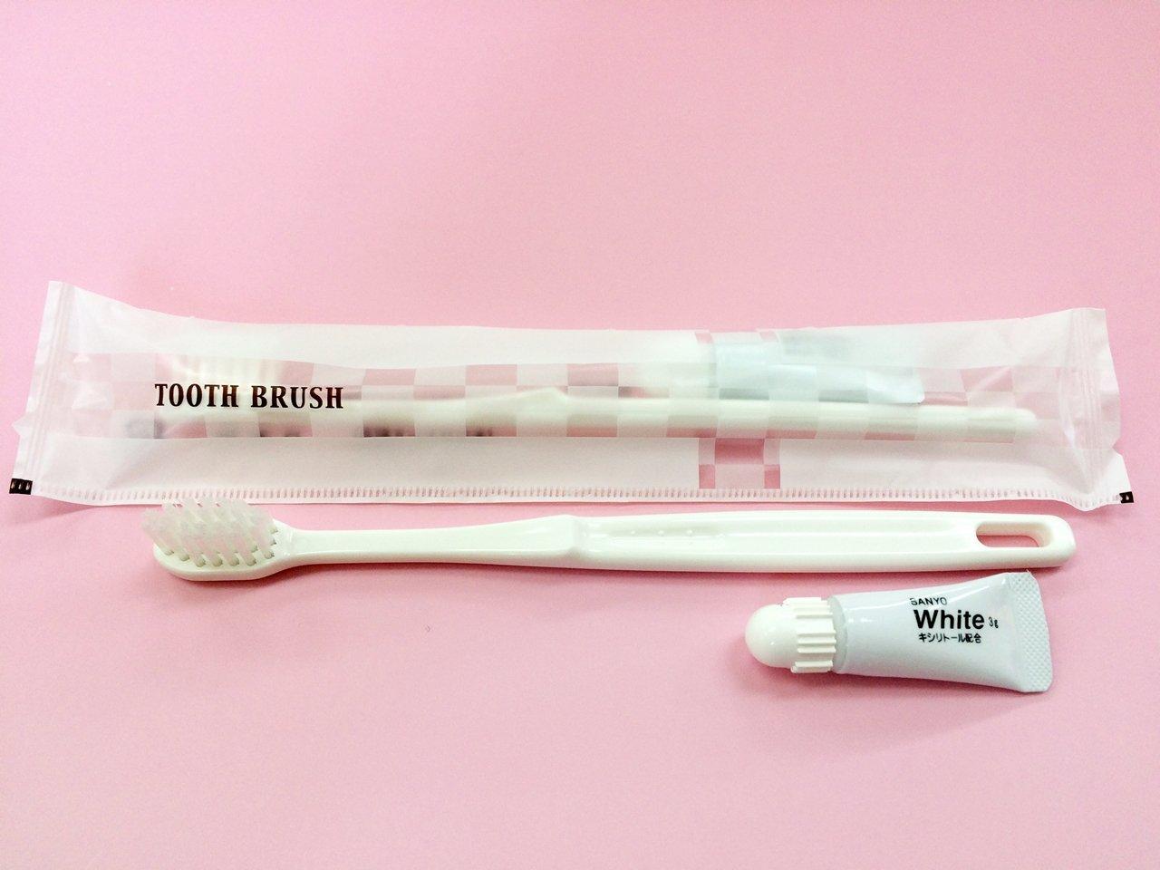 Lattice Disposable Toothbrushes with Xylitol, Toothpaste Tube Included, Commercial Use, Individually Wrapped, 100 Pieces, Made in Japan
Lattice Disposable Toothbrushes with Xylitol, Toothpaste Tube Included, Commercial Use, Individually Wrapped, 100 Pieces, Made in Japan