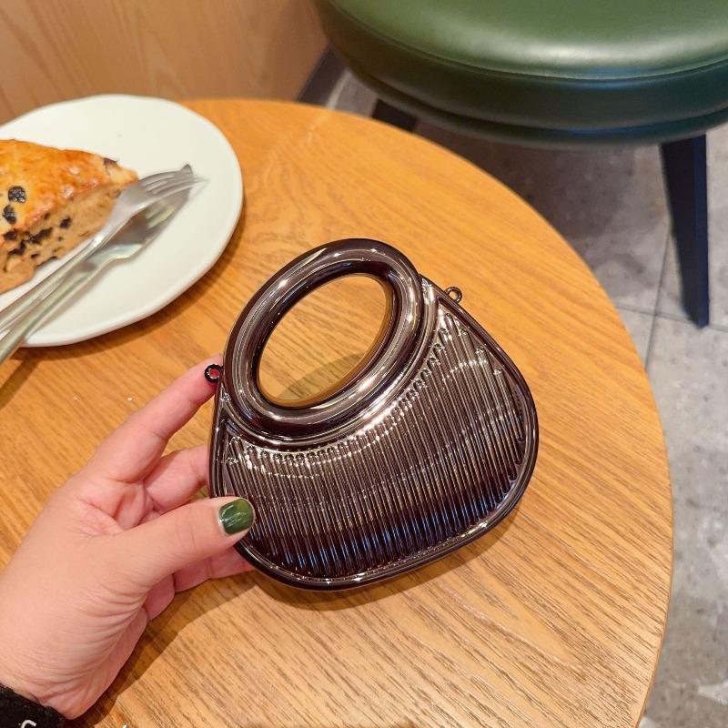 Acrylic bag handbag fashion box bag crossbody mini bag children s bag handbag 13*4*13cm чорний
Acrylic bag handbag fashion box bag crossbody mini bag children s bag handbag 13*4*13cm чорний