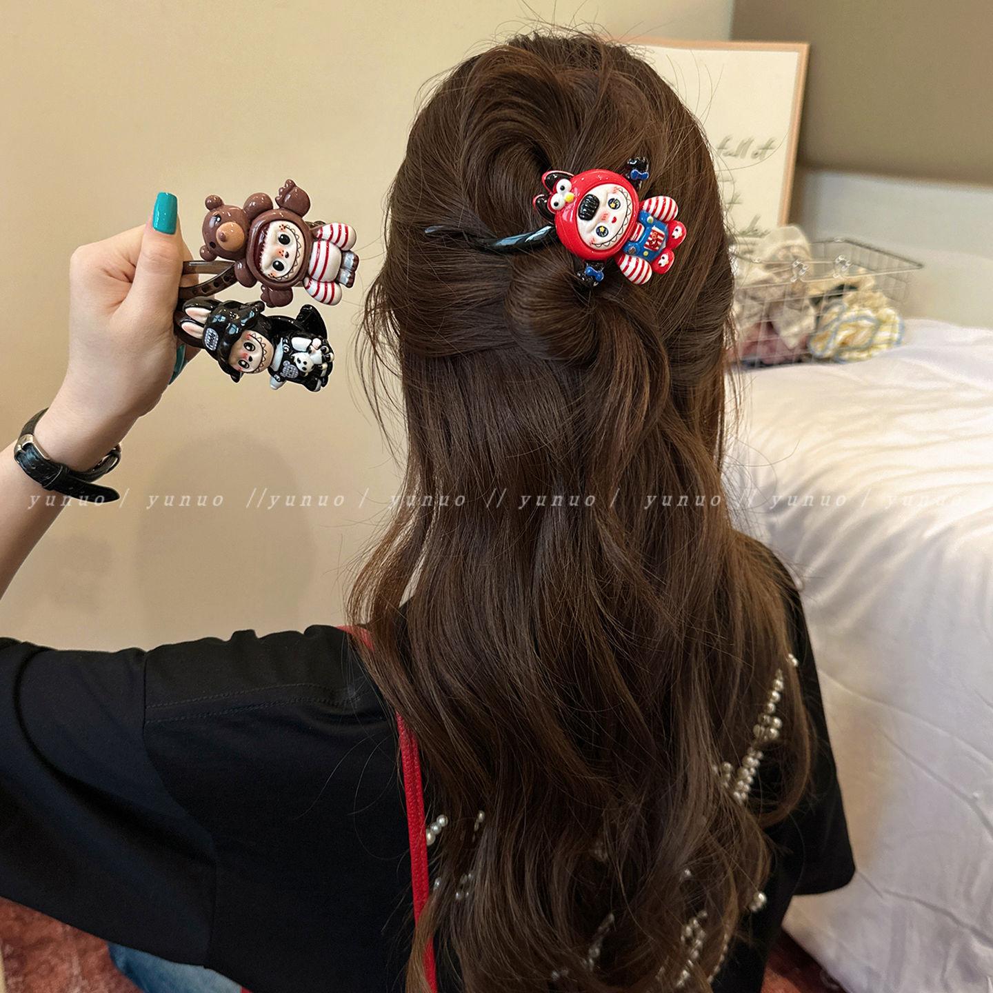 Cute Cartoon Labubu One-line Twist Clip, Simple Updo Hair Grab Clip, Hair Clip for Women s Back of The Head Headwear
Cute Cartoon Labubu One-line Twist Clip, Simple Updo Hair Grab Clip, Hair Clip for Women s Back of The Head Headwear