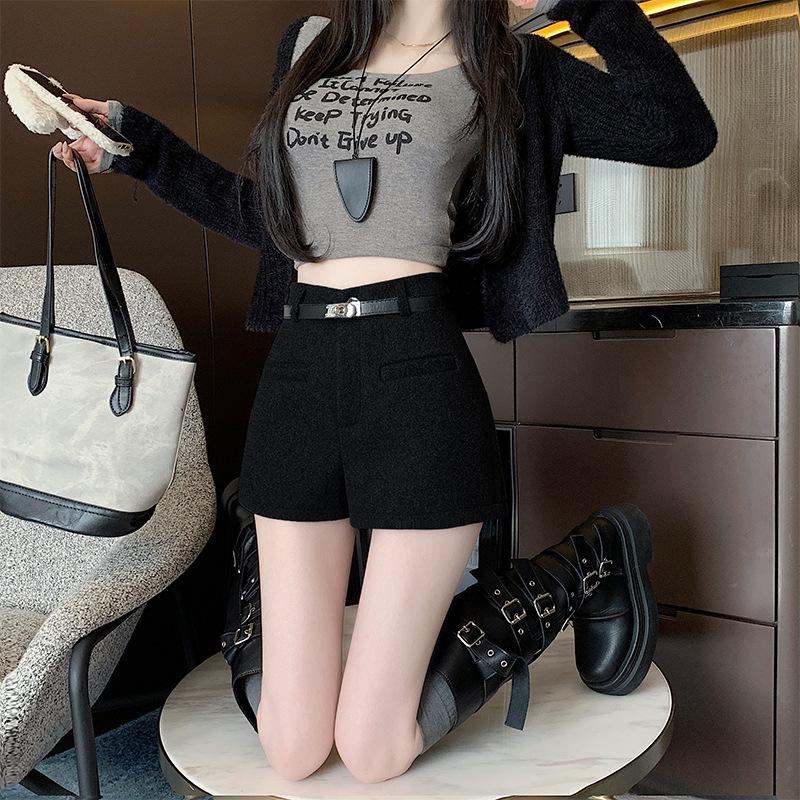 Женские шерстяные шорты с высокой талией: Осенне-зимние брюки А-силуэта клеш для верхней одежды и базового слоя, дизайн костюма с широкими штанинами S чёрный
Женские шерстяные шорты с высокой талией: Осенне-зимние брюки А-силуэта клеш для верхней одежды и базового слоя, дизайн костюма с широкими штанинами S чёрный