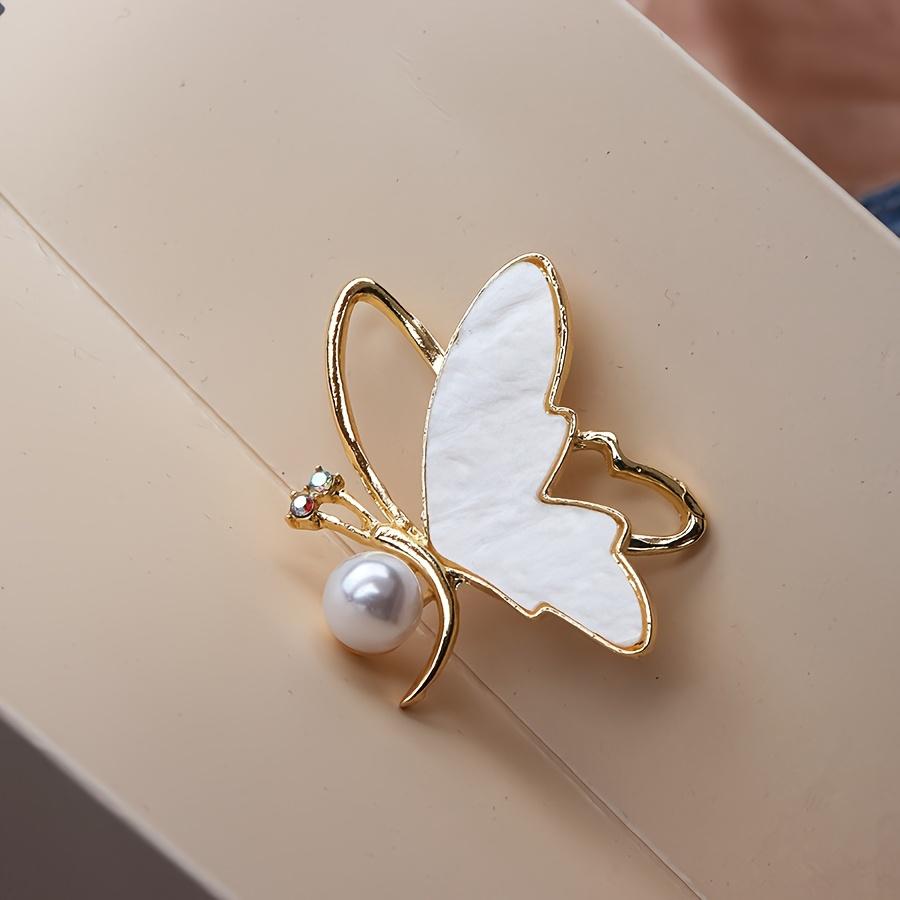 1PC Temperament Elegant Imitation Pearl Butterfly Shell Brooch Fairy Light Luxury Luxury Suit Coat with Accessories золотой
1PC Temperament Elegant Imitation Pearl Butterfly Shell Brooch Fairy Light Luxury Luxury Suit Coat with Accessories золотой