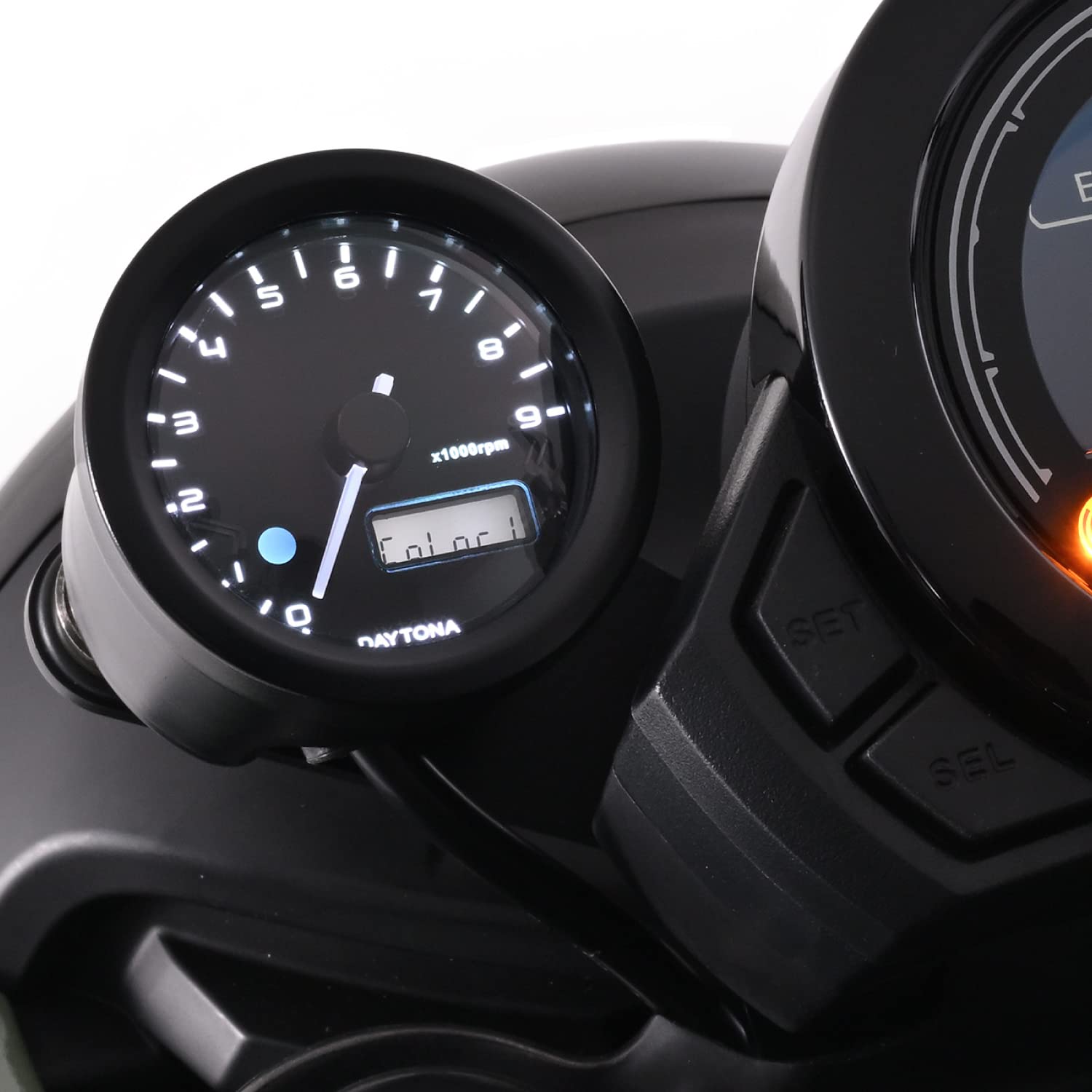Электрический тахометр для мотоцикла Daytona VELONA Hunter Cub CT125 3-цветный светодиодный дисплей 9000 об/мин 40265 (23) 48 чёрный
Электрический тахометр для мотоцикла Daytona VELONA Hunter Cub CT125 3-цветный светодиодный дисплей 9000 об/мин 40265 (23) 48 чёрный