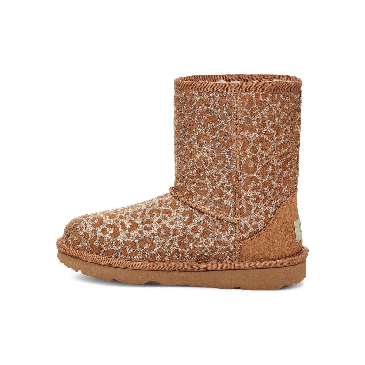 UGG Сапоги Youth Classic II Glitter Leopard Fur Snow Boots Детские сапоги Chestnut-Brown 1112388K-CHE
UGG Сапоги Youth Classic II Glitter Leopard Fur Snow Boots Детские сапоги Chestnut-Brown 1112388K-CHE