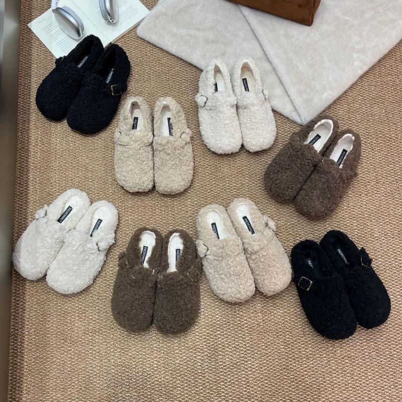 2025 autumn and winter new round head belt buckle velvet thick-soled warm women s cotton shoes fashion women s single shoes 39
2025 autumn and winter new round head belt buckle velvet thick-soled warm women s cotton shoes fashion women s single shoes 39