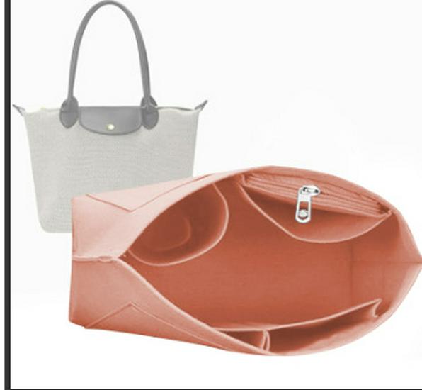 Утолщенная фетровая косметичка большой вместимости 26*20*13
Утолщенная фетровая косметичка большой вместимости 26*20*13