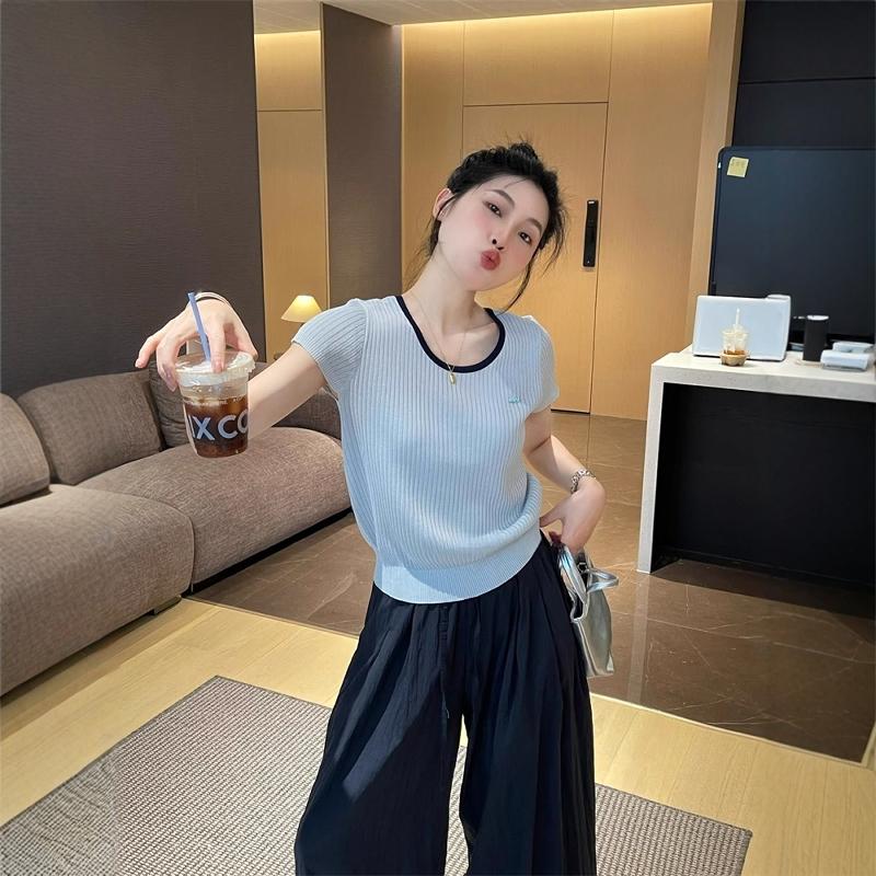 A Stylish Round-neck Knitted Short-sleeved, Front-shoulder T-shirt with A Thin Back and A Small Blouse with A Cutout Exude A High-end Vibe for Women One size жёлтый
A Stylish Round-neck Knitted Short-sleeved, Front-shoulder T-shirt with A Thin Back and A Small Blouse with A Cutout Exude A High-end Vibe for Women One size жёлтый