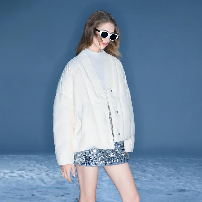 Sancai 2025 Winter V-Neck Drop Shoulder Loose Down Jacket for Women L
Sancai 2025 Winter V-Neck Drop Shoulder Loose Down Jacket for Women L