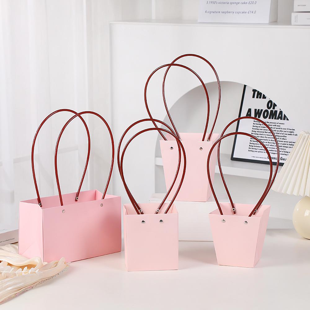 Qixi Festival Pink Floral Tote: Valentine s Day Trapezoidal Flower Holder & Bouquet Bag Pink; Small T-Shaped 12/12*8/8*12.5
Qixi Festival Pink Floral Tote: Valentine s Day Trapezoidal Flower Holder & Bouquet Bag Pink; Small T-Shaped 12/12*8/8*12.5