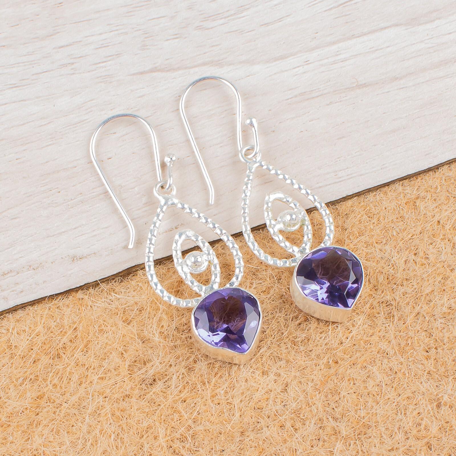 Iolite Gemstone 925 Sterling Silver Jewelry Handmade Drop/Dangle Earrings 2.00 EE-32-2
Iolite Gemstone 925 Sterling Silver Jewelry Handmade Drop/Dangle Earrings 2.00 EE-32-2
