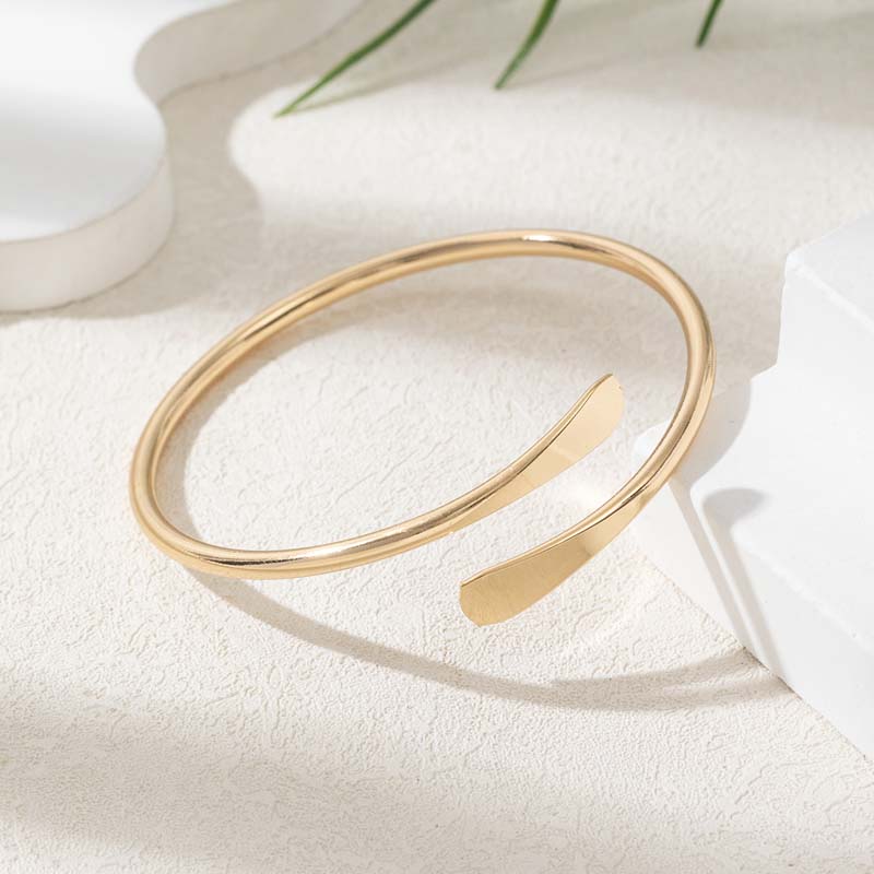 Punk Gold Color Flatten Cuff Open BraceletsFor Women Men Fashion Creative Adjustable Armlet Bangle Bracelet Zircon Accessories золотий
Punk Gold Color Flatten Cuff Open BraceletsFor Women Men Fashion Creative Adjustable Armlet Bangle Bracelet Zircon Accessories золотий