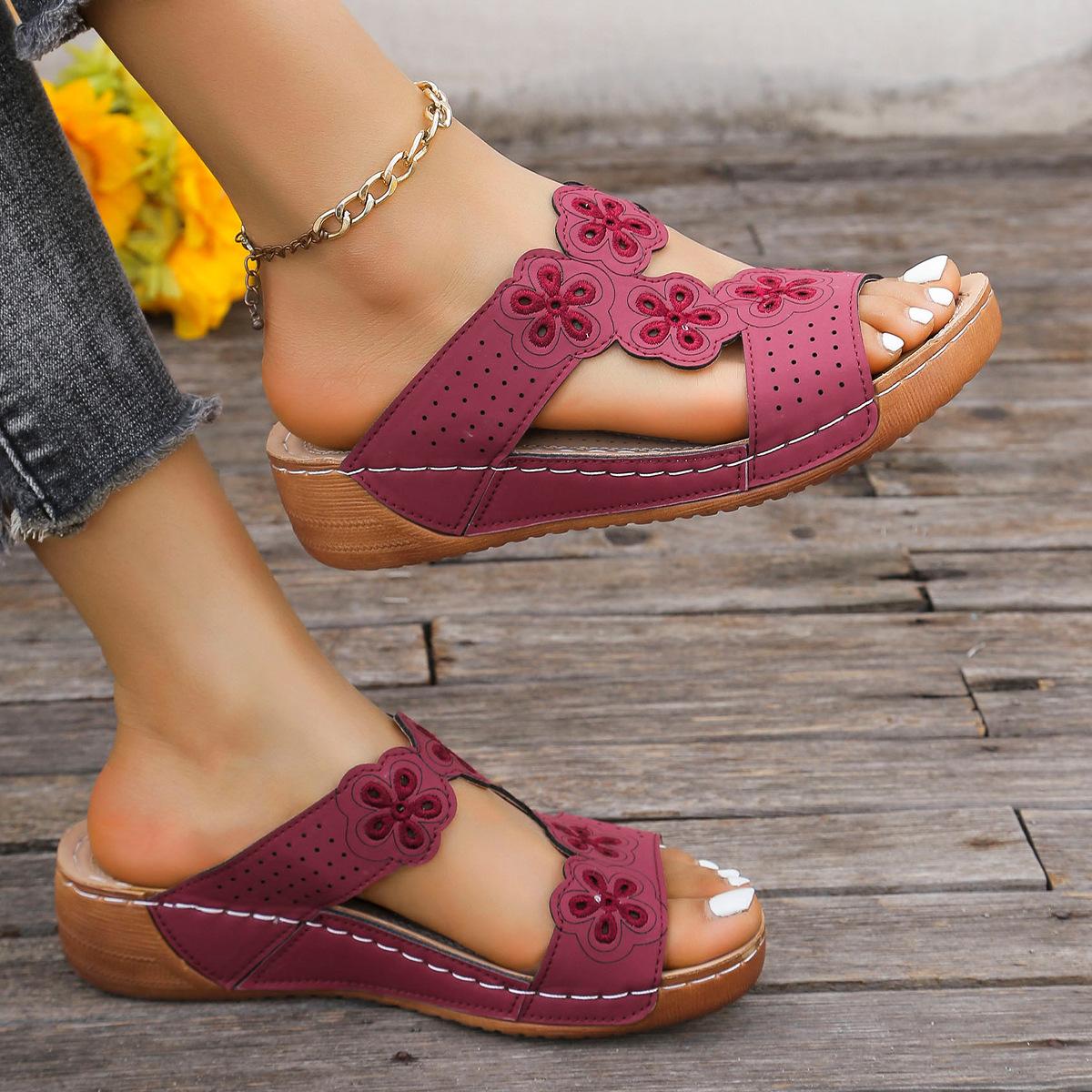 European and American large size solid color 2024 summer new round head thick bottom fashion casual wear one-character sandals women 36 чорний
European and American large size solid color 2024 summer new round head thick bottom fashion casual wear one-character sandals women 36 чорний