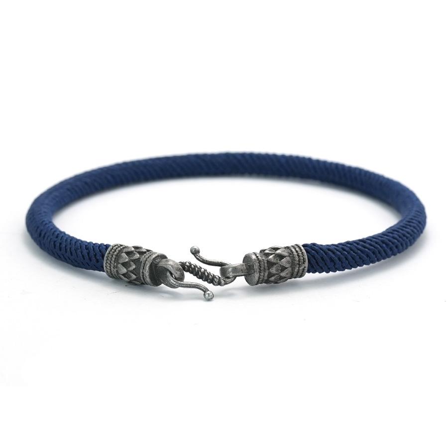 Unique Retro Viking Men String Bracelet 6 Colors Grade A 4mm Cord Chain Braslet Dragon Scale Design Braclet Pulseria Hombre Темно-синій
Unique Retro Viking Men String Bracelet 6 Colors Grade A 4mm Cord Chain Braslet Dragon Scale Design Braclet Pulseria Hombre Темно-синій