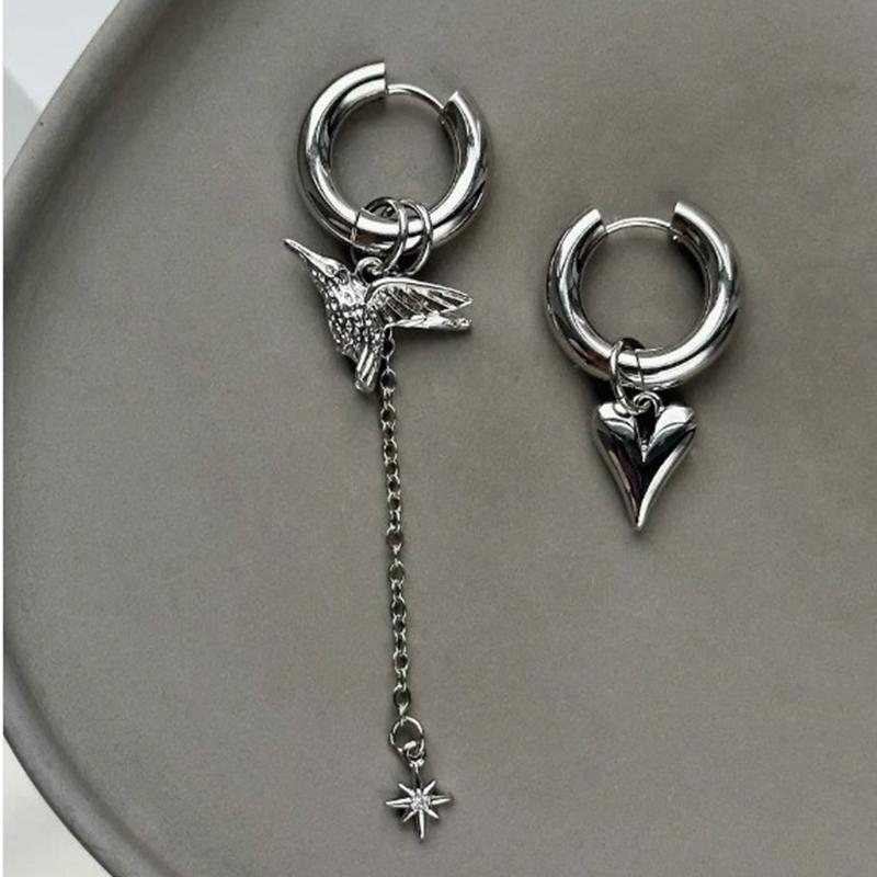 Punk Copper Color Asymmetry Heart Shape Hoop Earrings for Women Fashion Accessories Personalization Charming Zircon Party Gifts
Punk Copper Color Asymmetry Heart Shape Hoop Earrings for Women Fashion Accessories Personalization Charming Zircon Party Gifts