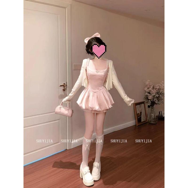 Syj Slightly Oversized Girls French Sweet Pink Pearl Suspender Dress Women s Waist-Tight Bud A- line Skirt Cardigan S
Syj Slightly Oversized Girls French Sweet Pink Pearl Suspender Dress Women s Waist-Tight Bud A- line Skirt Cardigan S