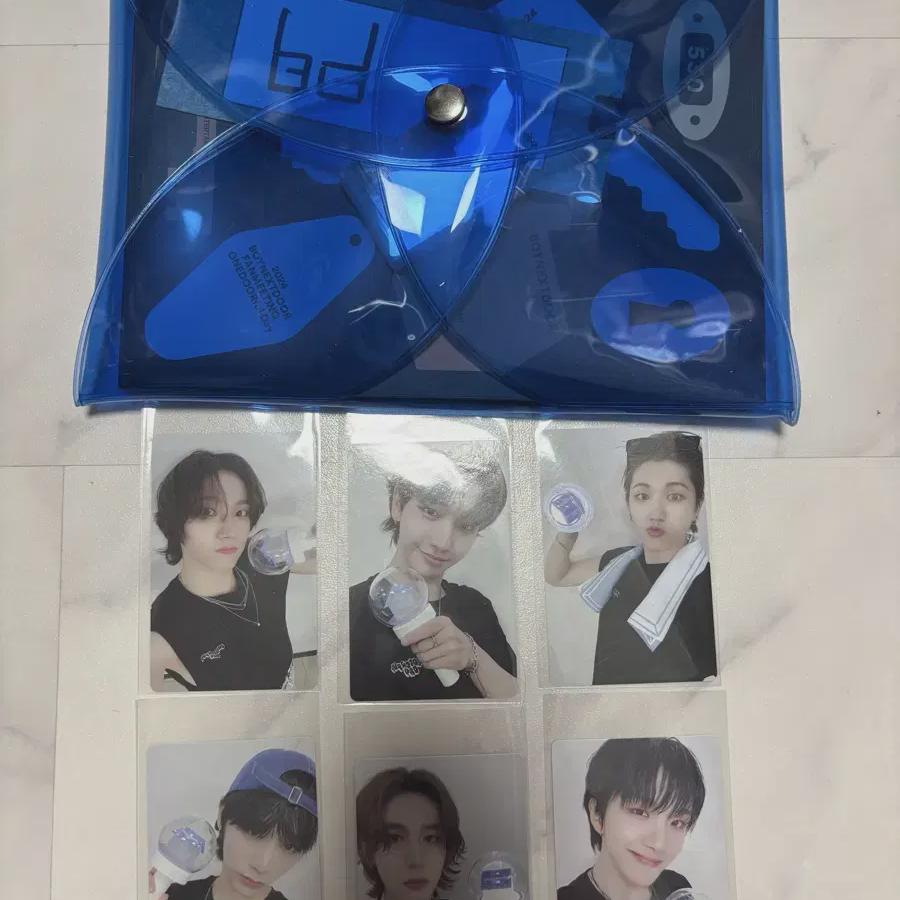 BOYNEXTDOOR Просто открылся в чудесный день
BOYNEXTDOOR Просто открылся в чудесный день