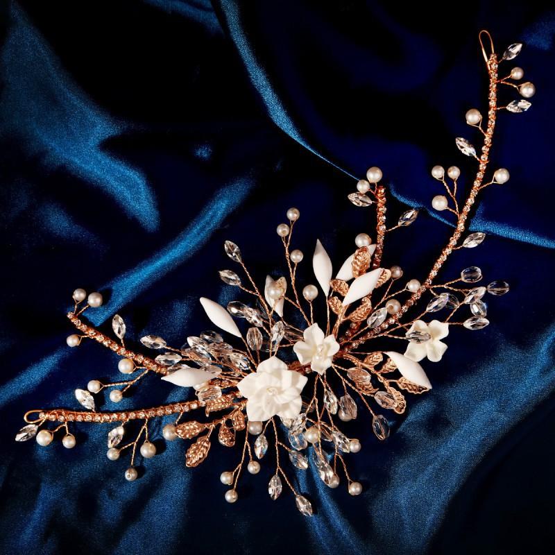 Bride Headwear Original Hand-knitted Resin Flower Hair Band Fresh Sweet Sen Holiday
Bride Headwear Original Hand-knitted Resin Flower Hair Band Fresh Sweet Sen Holiday