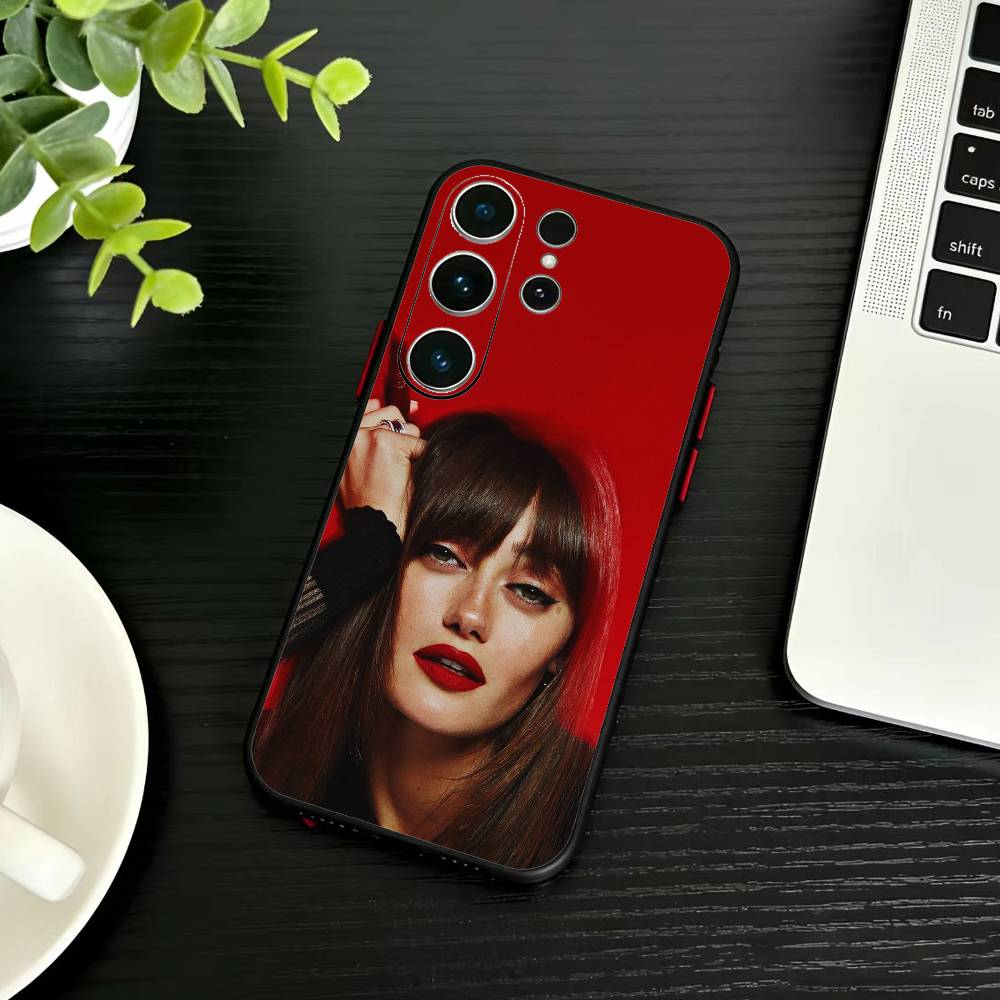 Ella Purnell Phone Case For Samsung S26,S25,S24,S23,S22,S30,S21,Ultra,Plus,FE 5G Black Soft Cover Samsung S20plus5G
Ella Purnell Phone Case For Samsung S26,S25,S24,S23,S22,S30,S21,Ultra,Plus,FE 5G Black Soft Cover Samsung S20plus5G