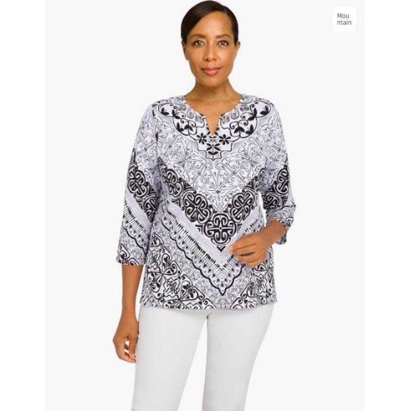 Женская одежда Экспорт Европейская и американская плюс Толстый принт Футболка с рукавом три четверти Color 3X: chest circumference 140
Женская одежда Экспорт Европейская и американская плюс Толстый принт Футболка с рукавом три четверти Color 3X: chest circumference 140