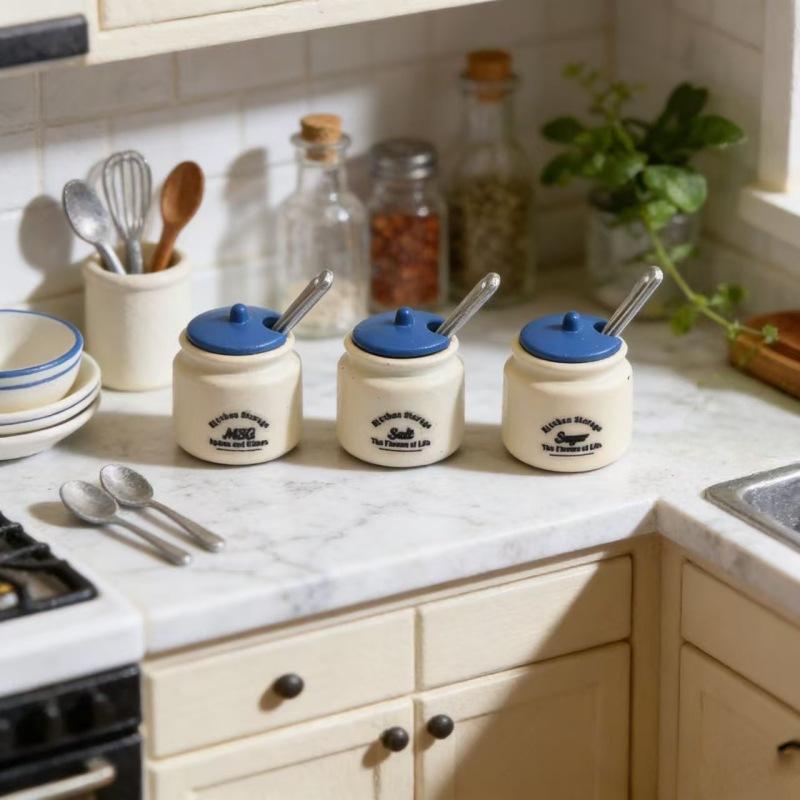 1:12 Dollhouse Miniature Seasoning Jars Set 3Pcs Mini Kitchen Play Scene Decor Toy Accessories синий
1:12 Dollhouse Miniature Seasoning Jars Set 3Pcs Mini Kitchen Play Scene Decor Toy Accessories синий