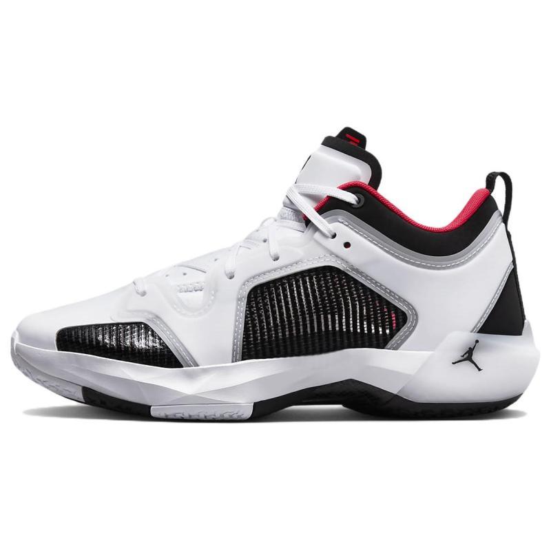 Jordan Air Jordan 37 Low Siren Red Jordan DQ4123-100 47.5
Jordan Air Jordan 37 Low Siren Red Jordan DQ4123-100 47.5