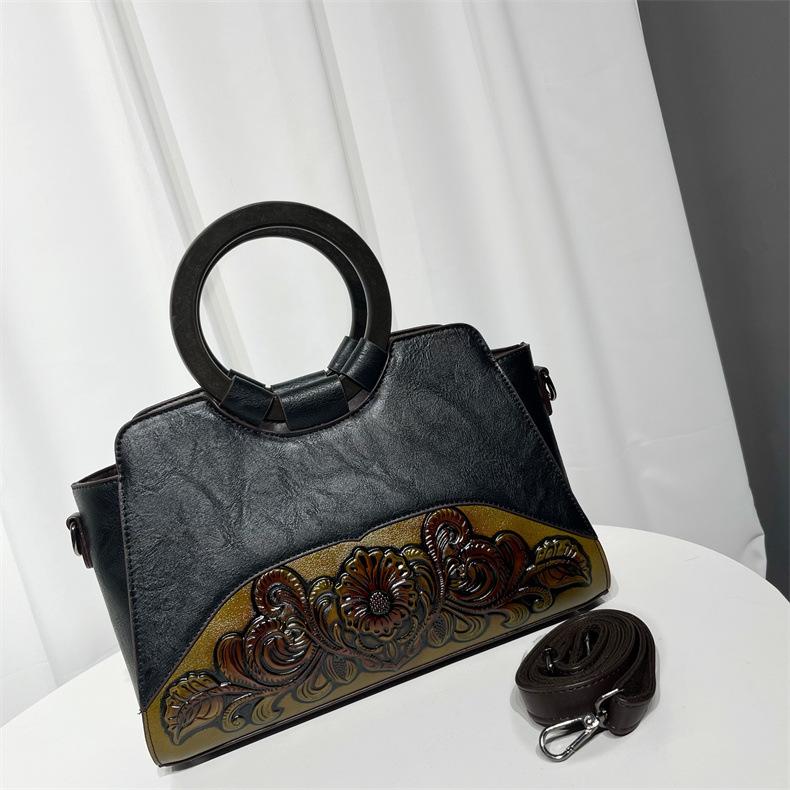 Chinese Style Embossing Tote Bags Large Capacity Leather Shoulder Crossbody Bags For Women Shoulder Bag Travel Commuting Handbag 22-12-30cm чёрный
Chinese Style Embossing Tote Bags Large Capacity Leather Shoulder Crossbody Bags For Women Shoulder Bag Travel Commuting Handbag 22-12-30cm чёрный