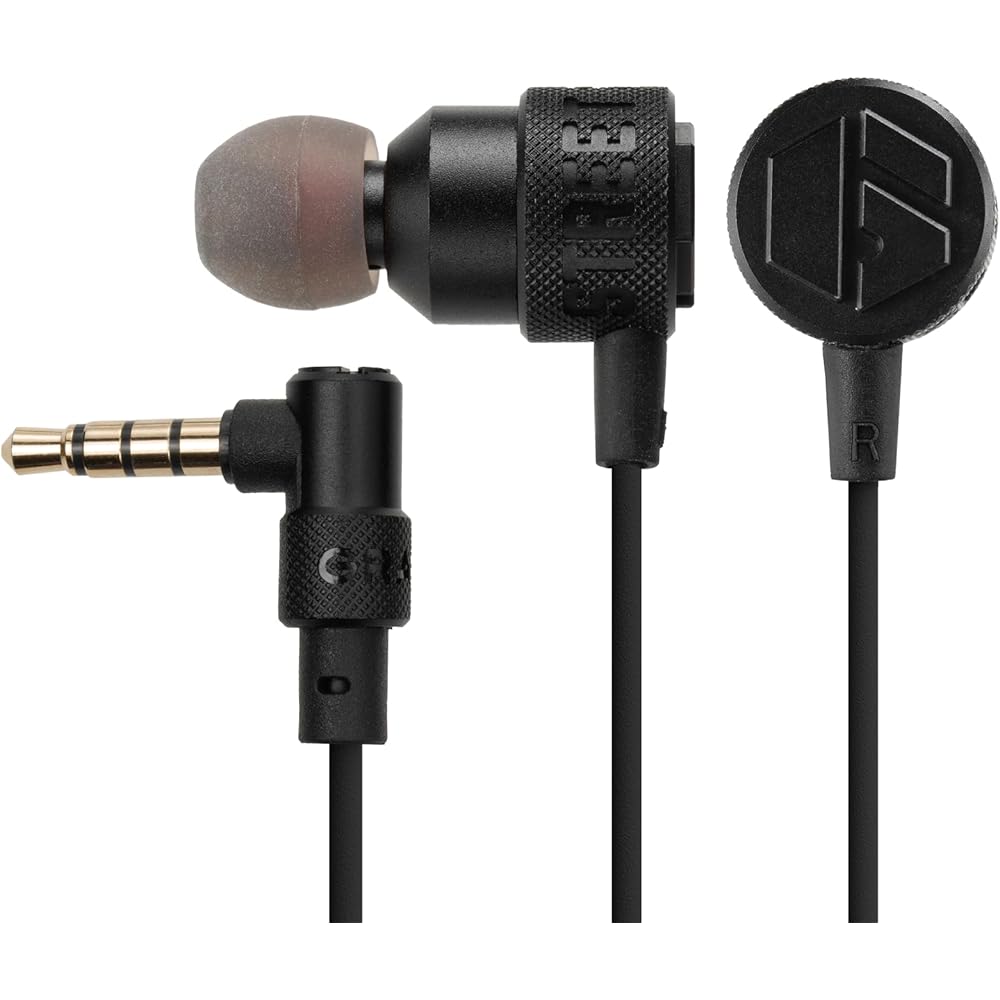 GraphT Gaming Earphones 1.2m Wired Headset with Microphone Semi-Hard Case Street Fighter 6 Collaboration
GraphT Gaming Earphones 1.2m Wired Headset with Microphone Semi-Hard Case Street Fighter 6 Collaboration