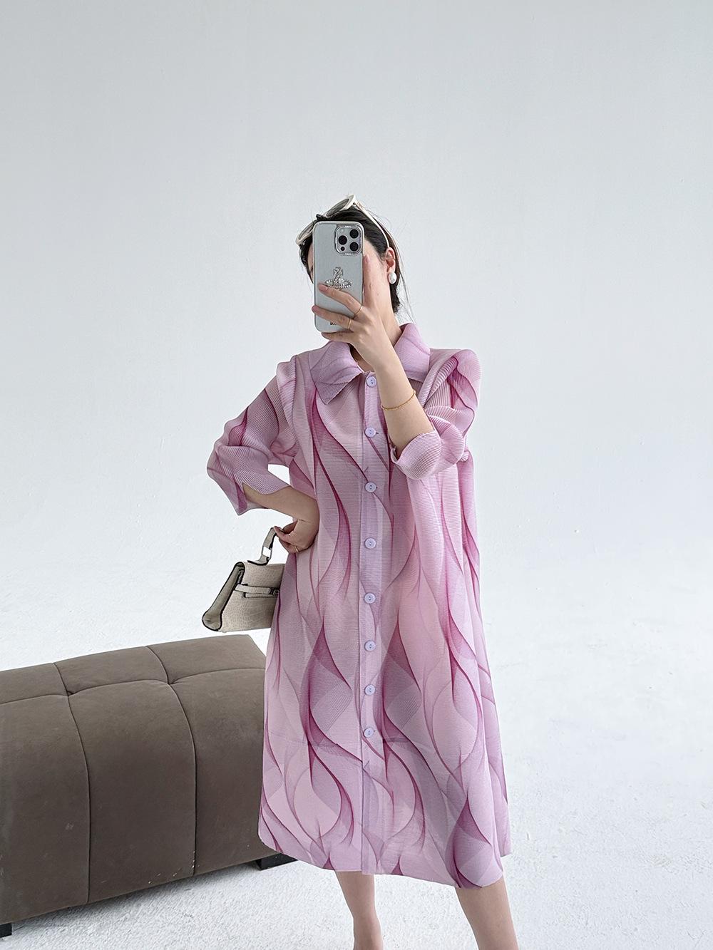 Pleated Spring 2025 Ink Print Loose Shirt Dress One Size розовый
Pleated Spring 2025 Ink Print Loose Shirt Dress One Size розовый