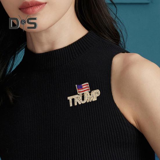 Брошь Трампа с блестящими стразами, американский флаг, президентские выборы, булавки, изысканная Нескользящая нержавеющая сталь, женская и мужская одежда, ювелирные изделия
Брошь Трампа с блестящими стразами, американский флаг, президентские выборы, булавки, изысканная Нескользящая нержавеющая сталь, женская и мужская одежда, ювелирные изделия
