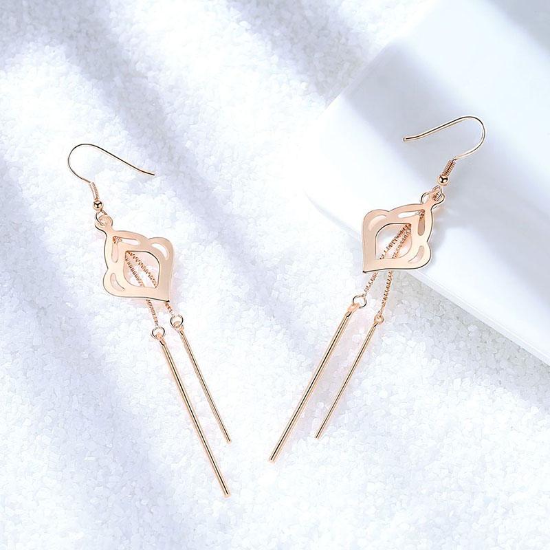 Ladies Elegant Lantern Tassel Eardrop Earrings one size
Ladies Elegant Lantern Tassel Eardrop Earrings one size