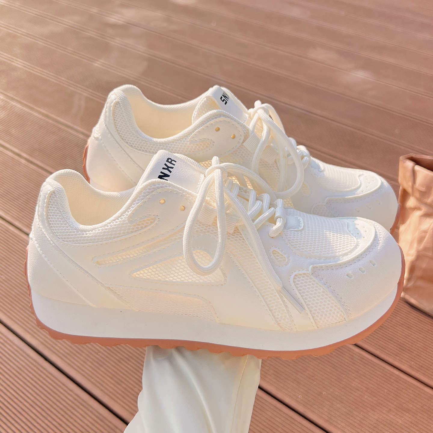22 summer new thick-soled mesh German training shoes chic not tired feet breathable casual shoes 35 белый
22 summer new thick-soled mesh German training shoes chic not tired feet breathable casual shoes 35 белый