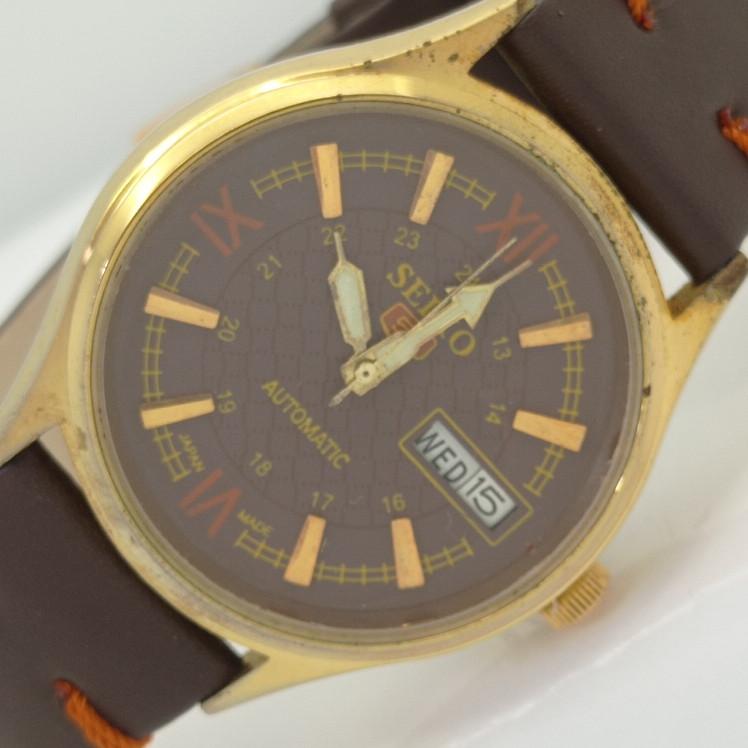 ВОССТАНОВЛЕННЫЕ SEIKO 5 AUTOMATIC 6309A ЯПОНИЯ МУЖСКИЕ КОРИЧНЕВЫЕ ЧАСЫ 006-a412433-2 Sku006-a412433
ВОССТАНОВЛЕННЫЕ SEIKO 5 AUTOMATIC 6309A ЯПОНИЯ МУЖСКИЕ КОРИЧНЕВЫЕ ЧАСЫ 006-a412433-2 Sku006-a412433