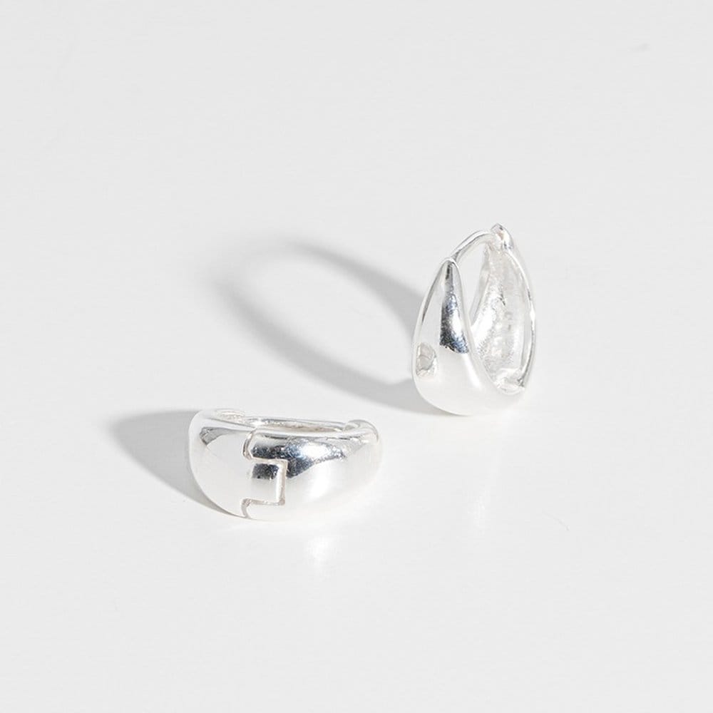 925 Silver Soft Bold One-Touch Ring Earrings W
925 Silver Soft Bold One-Touch Ring Earrings W