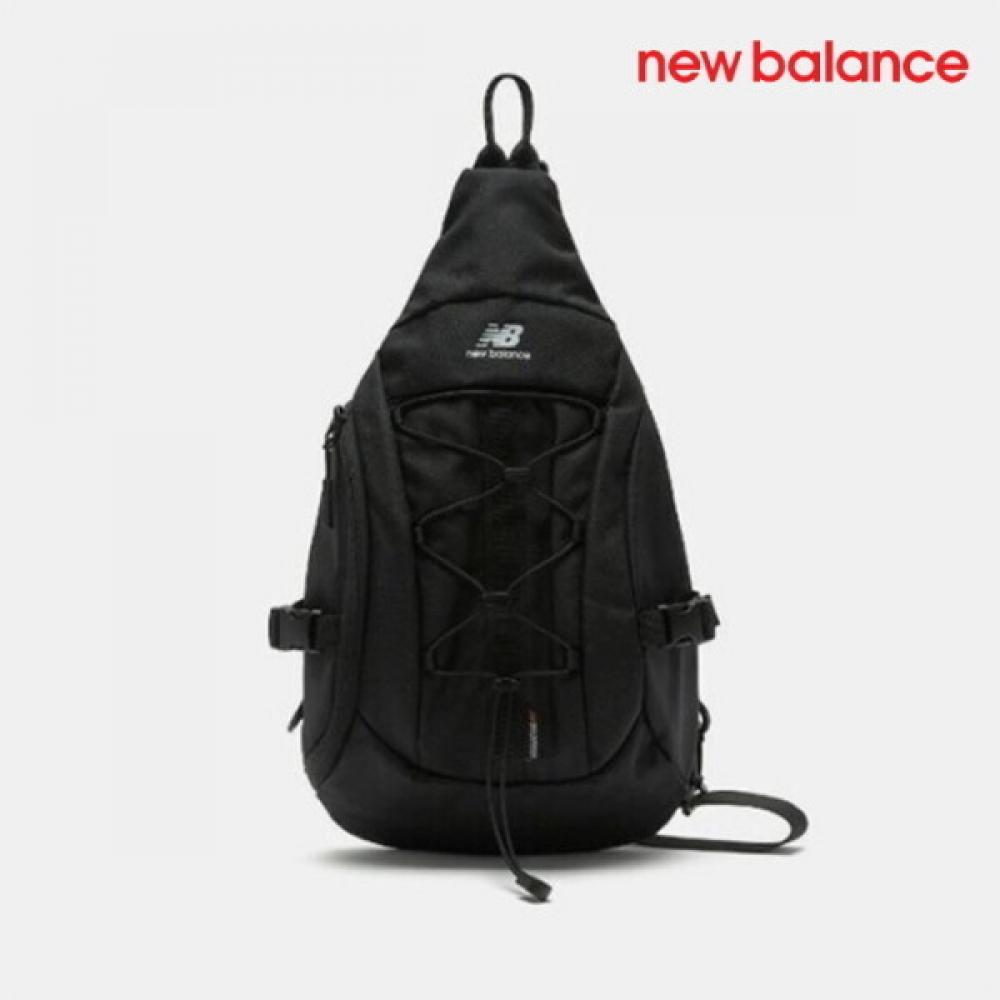 New Balance Back To School Bag C28 Nbgcesp103 19 Daily Pack Round Sling Bag FREE/FREE
New Balance Back To School Bag C28 Nbgcesp103 19 Daily Pack Round Sling Bag FREE/FREE