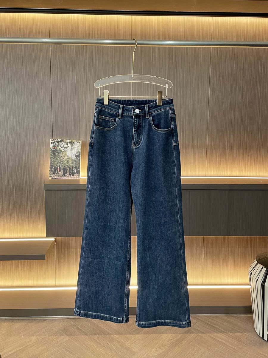 Heavyweight Recommended: Fleece-Lined Wide-Leg Pants - High-Waisted, Thick, and Warm for Autumn/Winter Fashion. 28 синий
Heavyweight Recommended: Fleece-Lined Wide-Leg Pants - High-Waisted, Thick, and Warm for Autumn/Winter Fashion. 28 синий