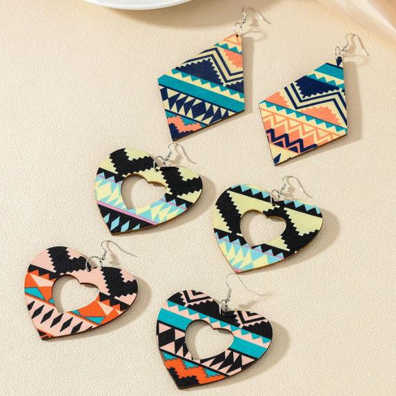 A pair of fashionable contrasting prints, geometric love heart-shaped earrings, vintage slimming різнокольоровий
A pair of fashionable contrasting prints, geometric love heart-shaped earrings, vintage slimming різнокольоровий
