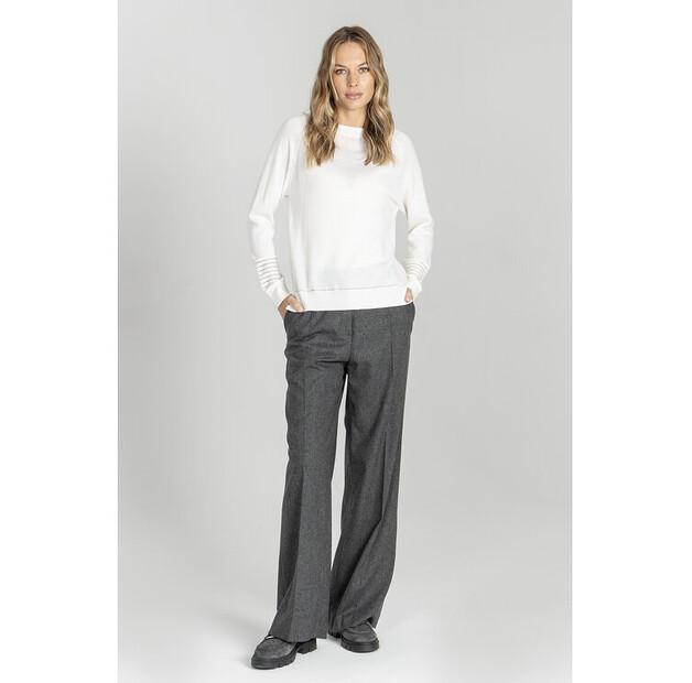 Свитер Deni Cler Milano T-DC-S478-E5-90-10-1 EU 36
Свитер Deni Cler Milano T-DC-S478-E5-90-10-1 EU 36