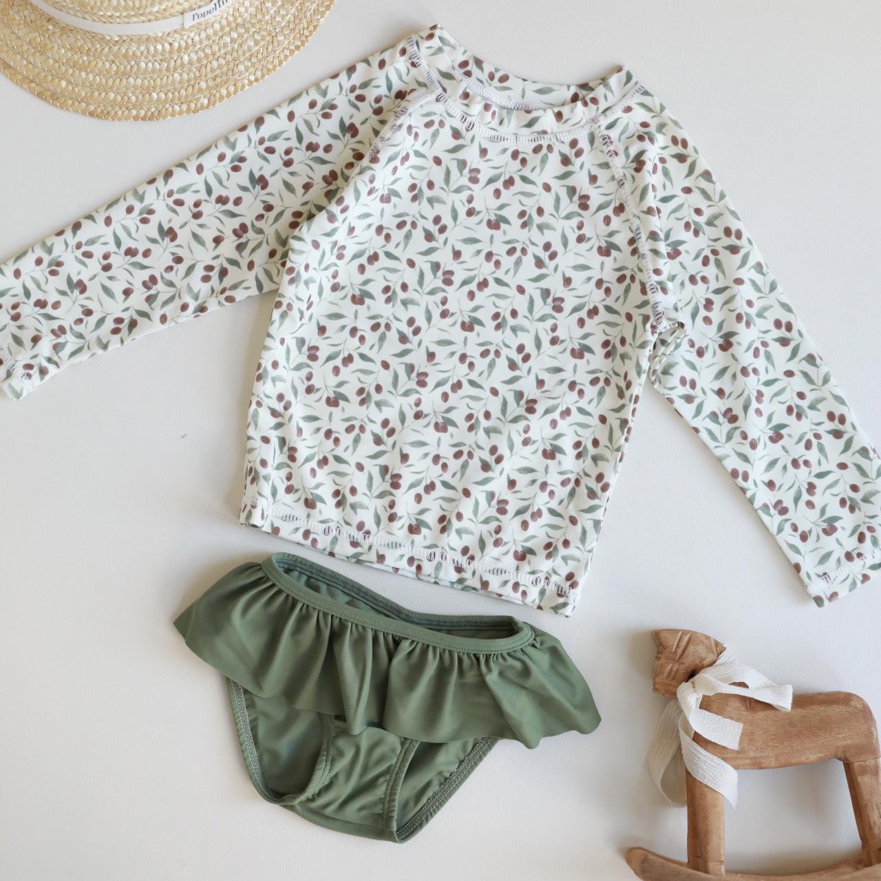 Ins-Style Cute Girls Two-Piece Swimsuit - Long Sleeve Sun Protection for Ages 2-6 100
Ins-Style Cute Girls Two-Piece Swimsuit - Long Sleeve Sun Protection for Ages 2-6 100